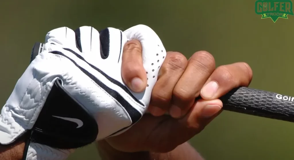 What Size Grips Does Tiger Woods Use
